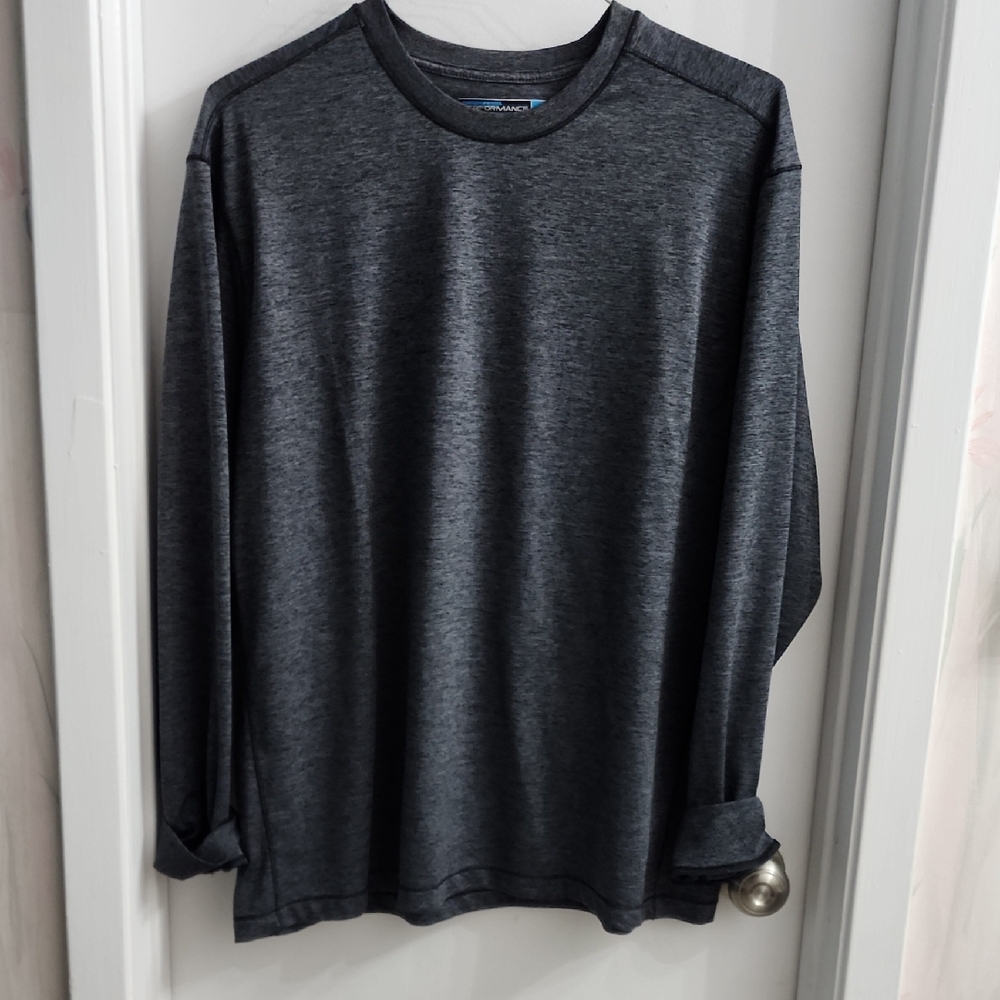 Roundtree & Yorke Gray Long Sleeve Performance Tee Classic Design